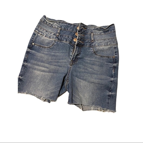 **6 for $20** Refuge denim shorts sz 6 - Picture 1 of 3